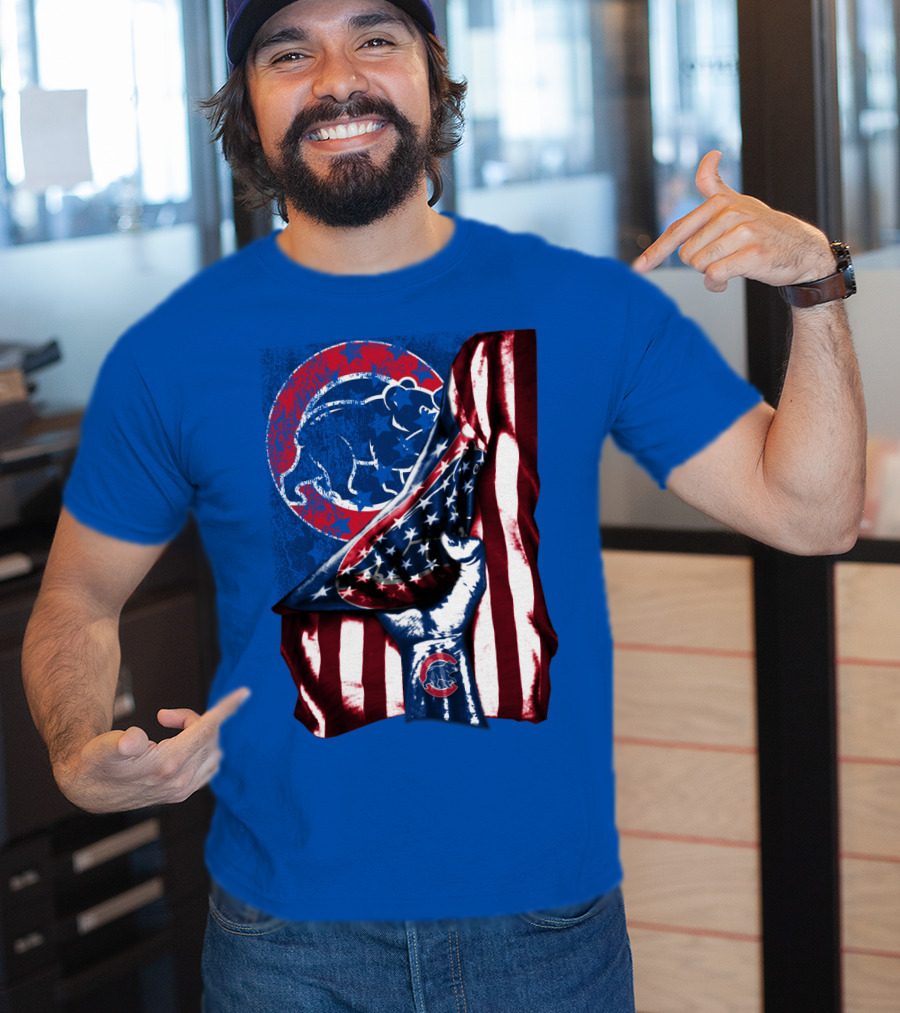 Chicago Cubs American Flag Bear Logo Fist T-Shirt