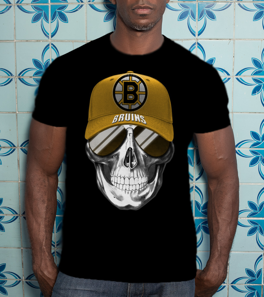 Boston Bruins Skull Cap With Hockey T-Shirt