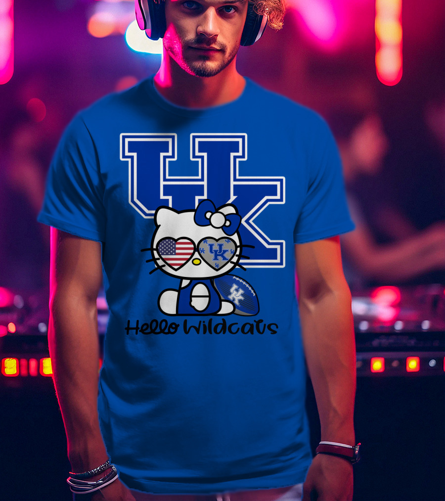 Hello Wildcats Uk Logo Hello Kitty With American Heart And Football T-Shirt