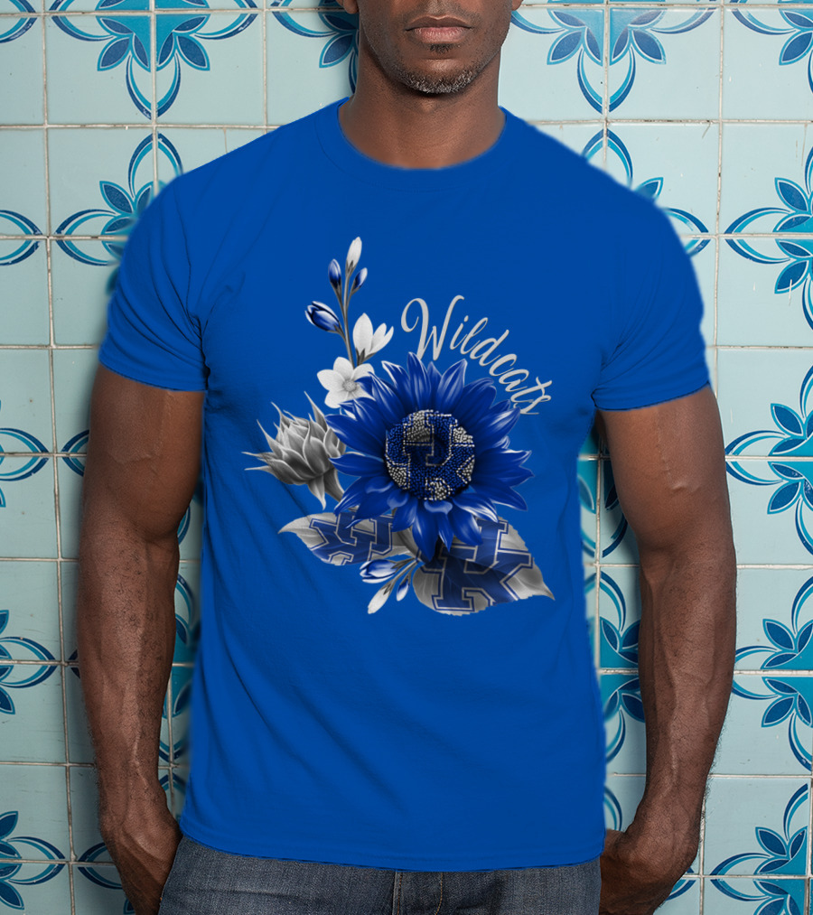 Wildcats Kentucky Blue Flowers K T-Shirt