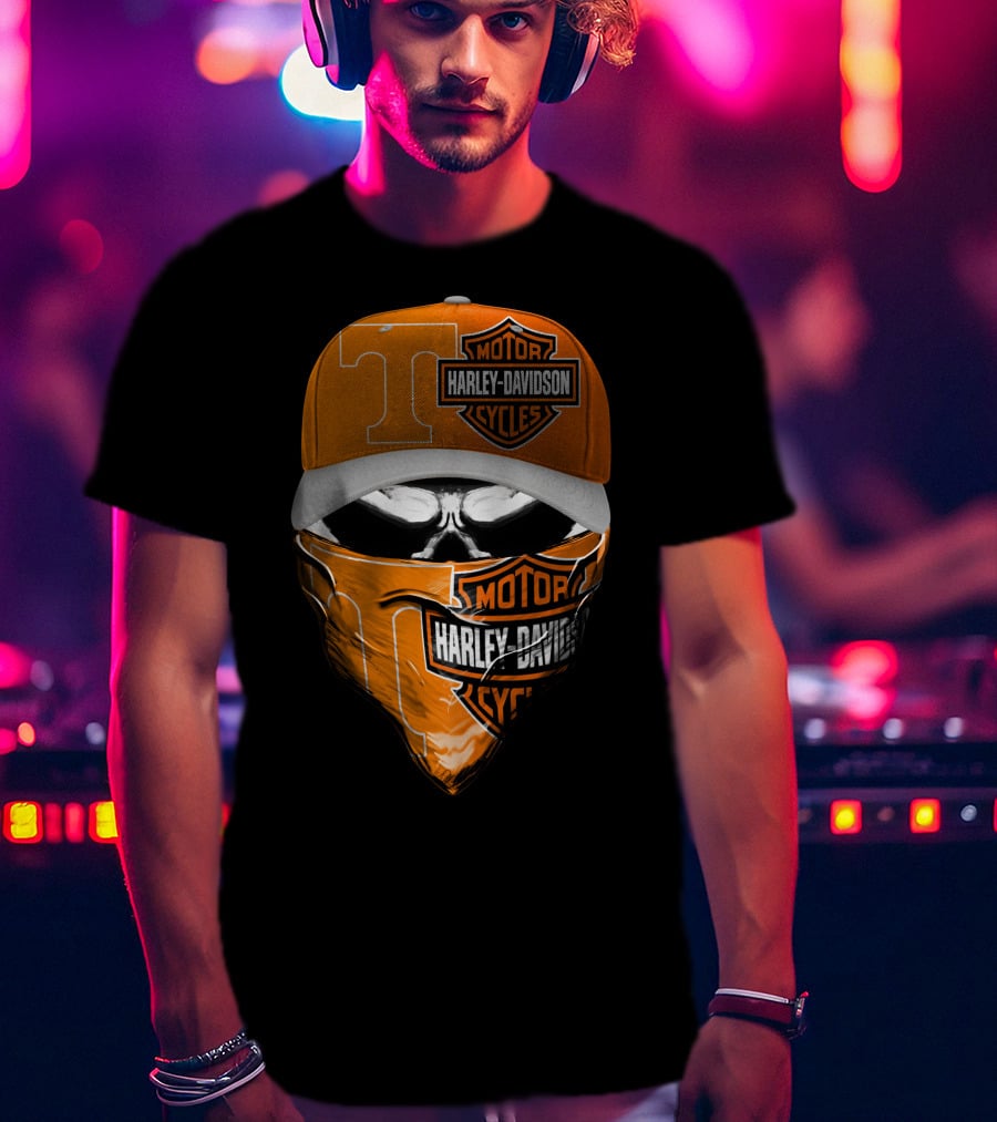 Harley Davidson Motorcycles Skull With Tennessee Volunteers Cap And Bandana T-Shirt
