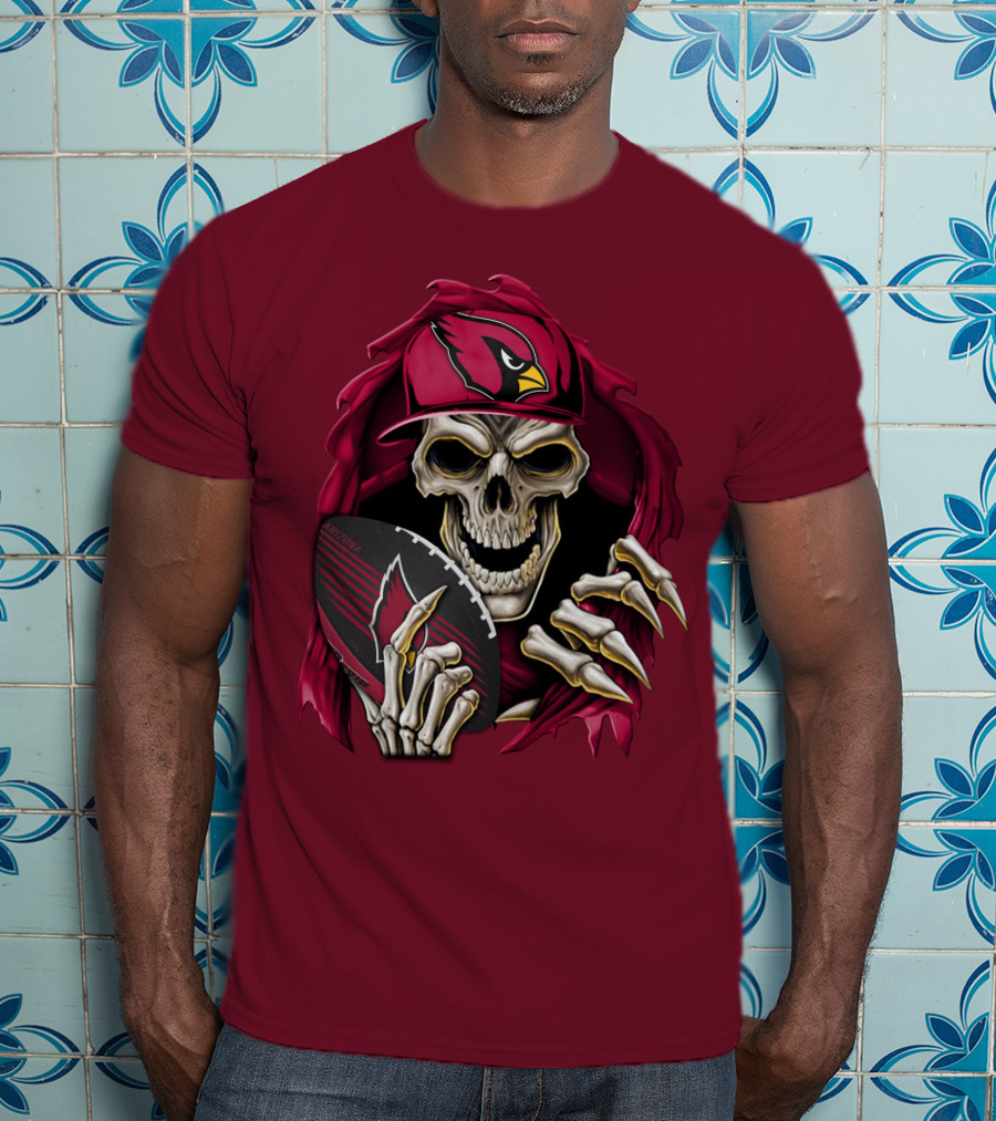Arizona Cardinals Skull Holding Football T-Shirt