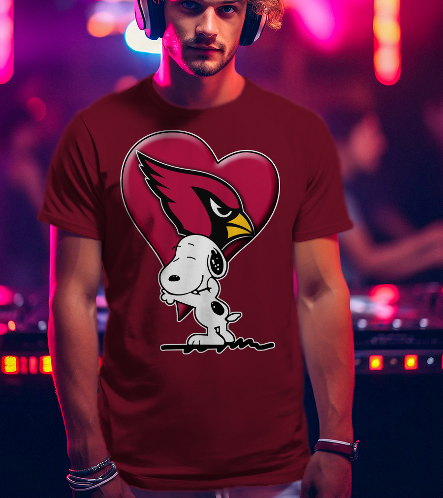 Snoopy Hugging Heart Arizona Cardinals T-Shirt