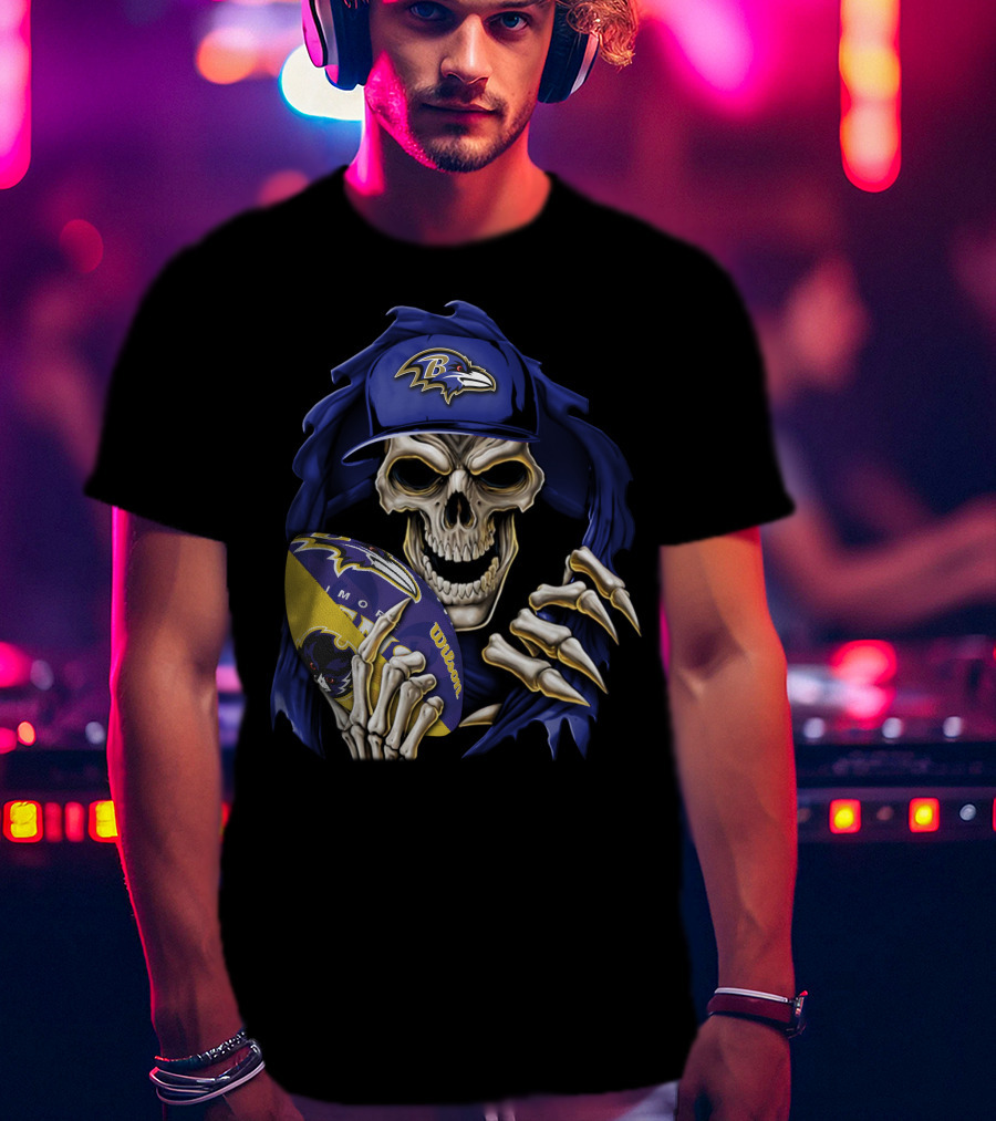 Skullbong Baltimore Ravens Skeleton Holding Football T-Shirt
