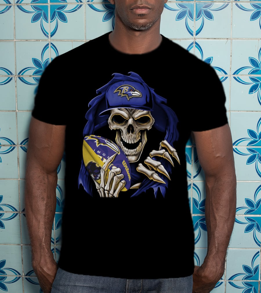 Skullbong Baltimore Ravens Skeleton Holding Football T-Shirt
