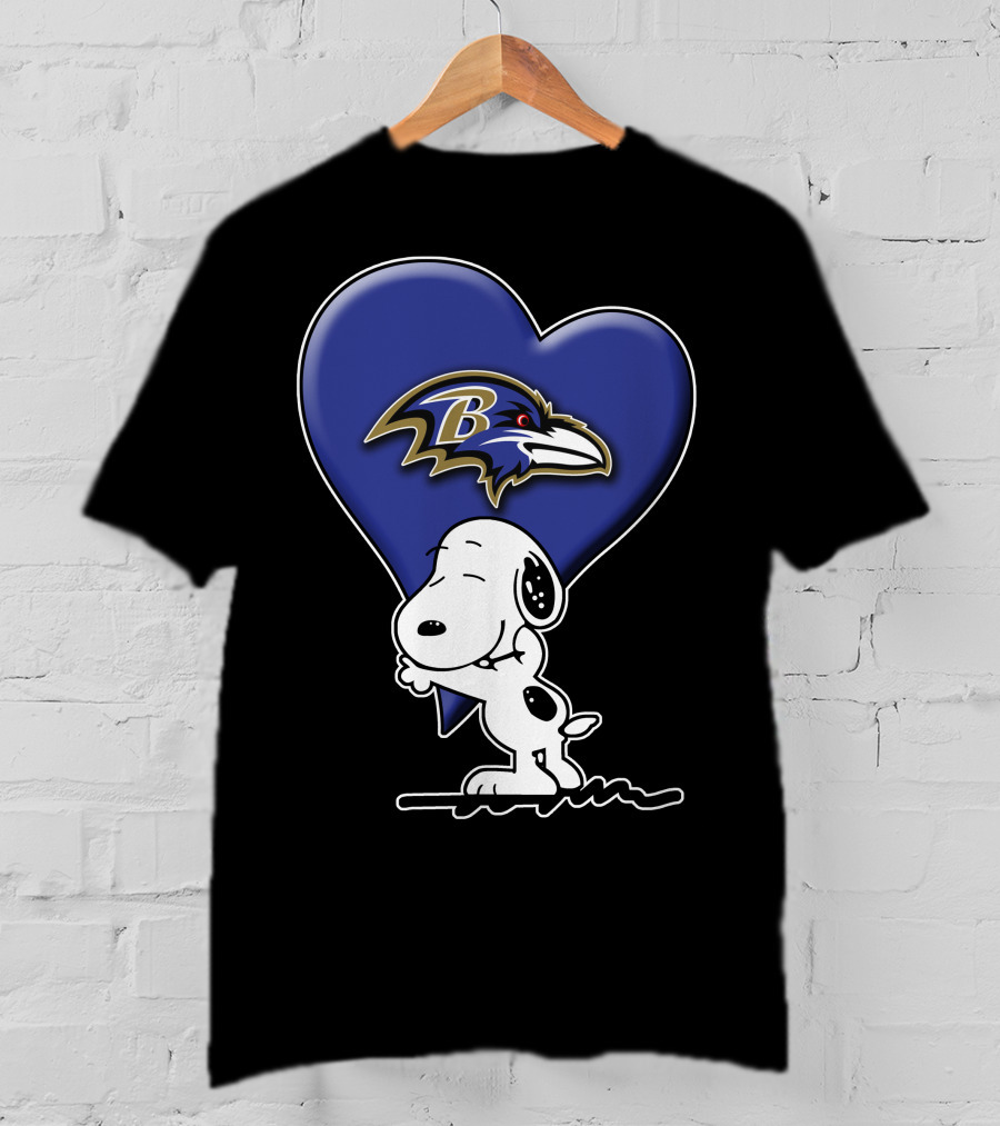 Snoopy Hugging Baltimore Ravens Heart T-Shirt