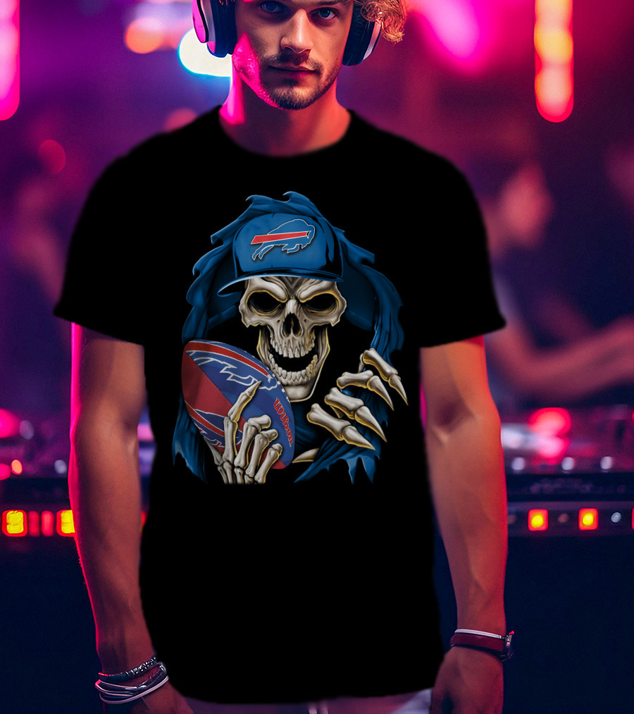 Buffalo Bills Skull Holding Football T-Shirt