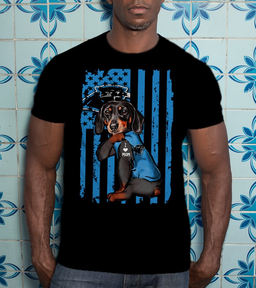 Dachshund Carolina Panthers I Love Mom T-Shirt