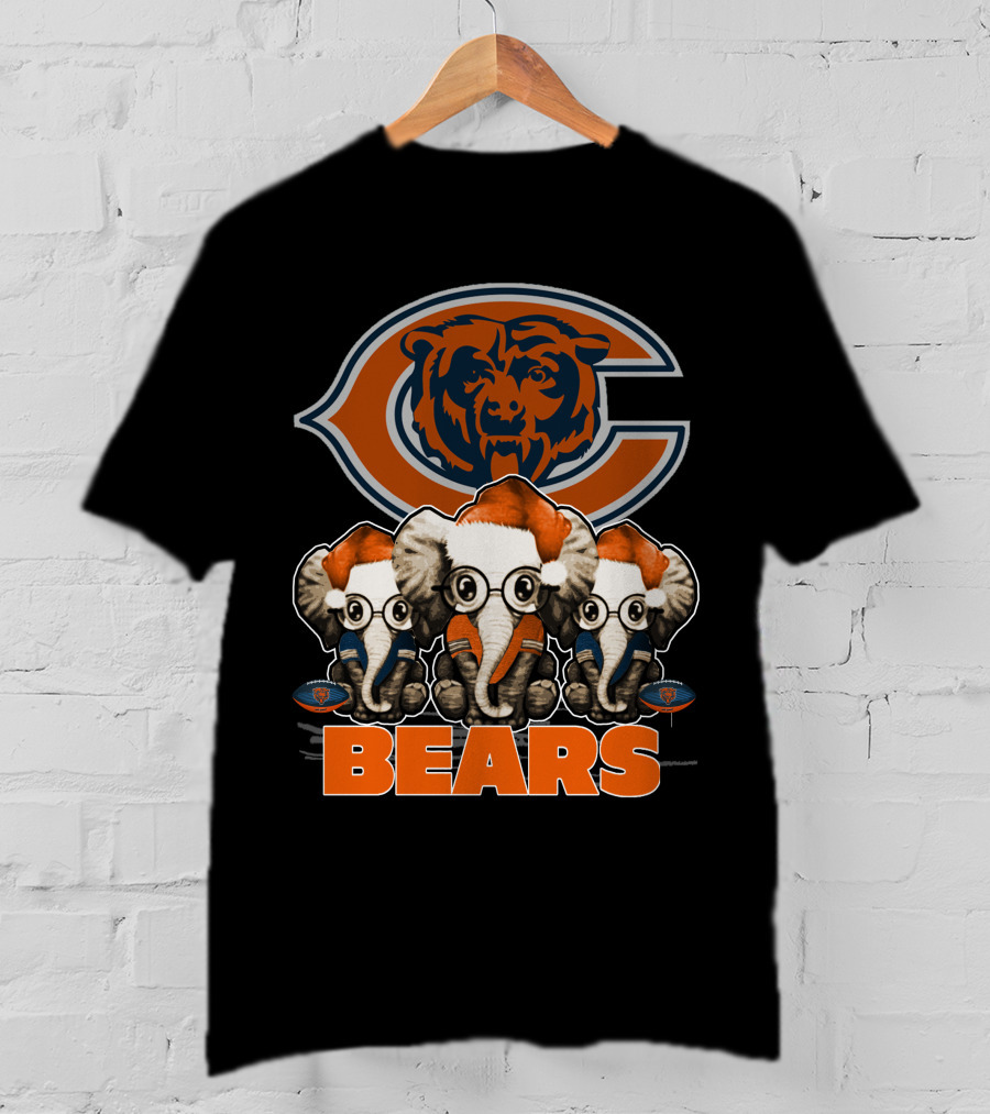 CHICAGO BEARS Christmas Elephants With Santa Hats T-Shirt