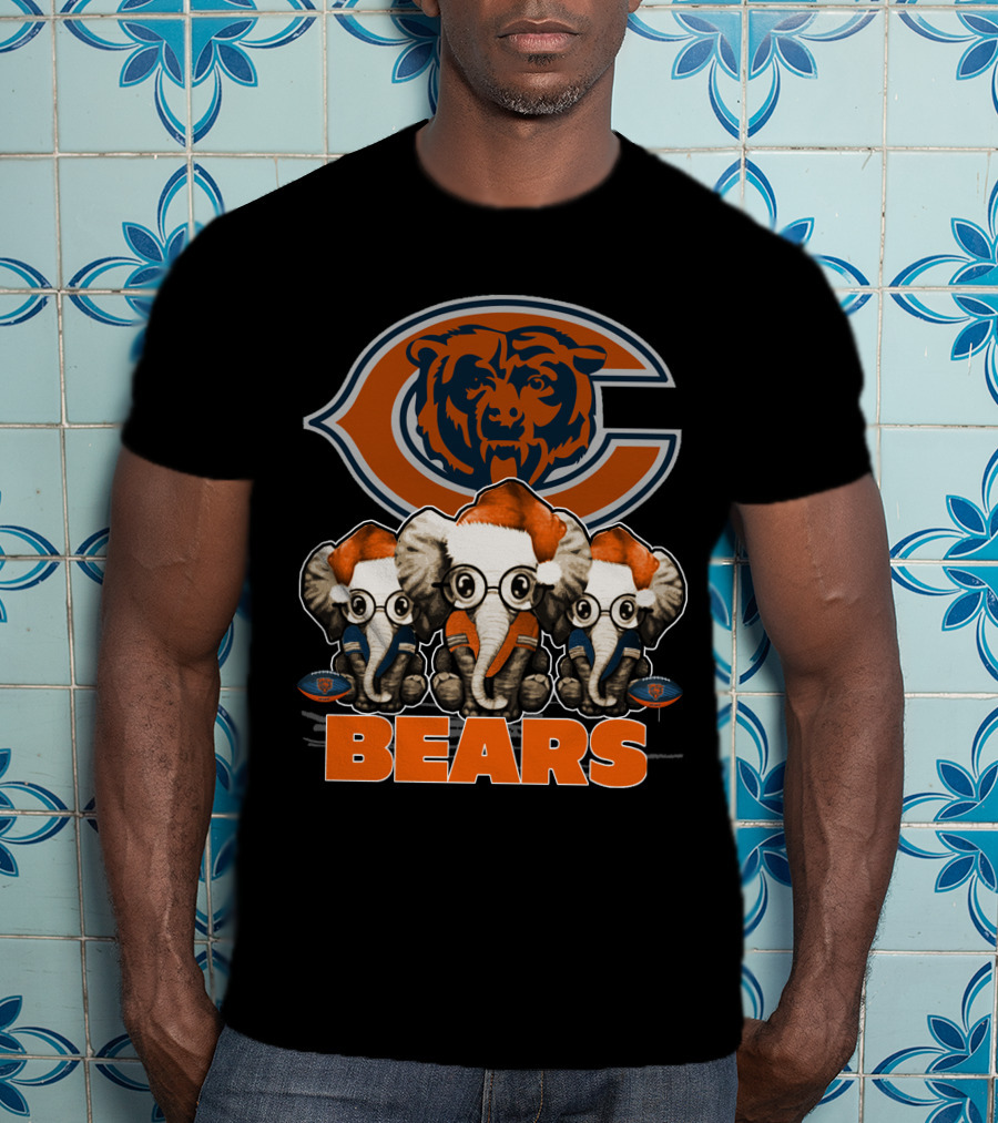 CHICAGO BEARS Christmas Elephants With Santa Hats T-Shirt