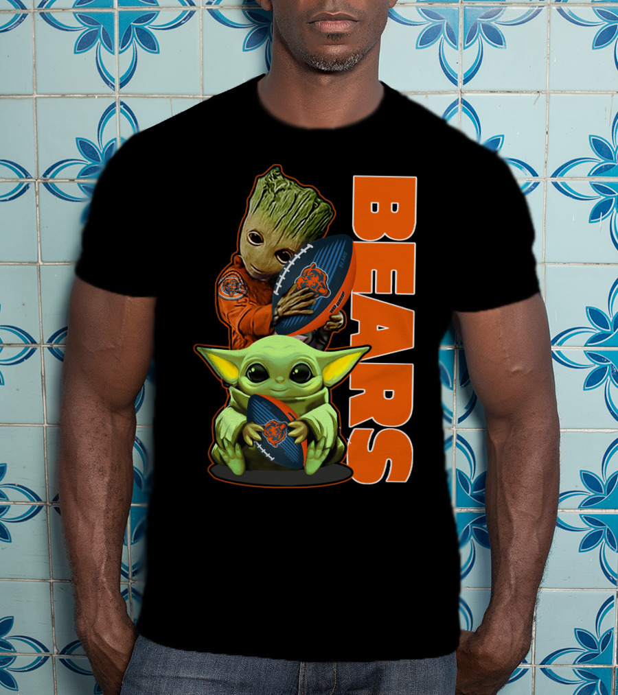 Groot And Baby Yoda Holding Chicago Bears Football T-Shirt