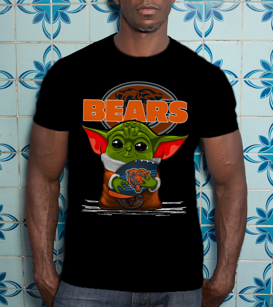 BEARS Yoda Holding Football Chicago T-Shirt