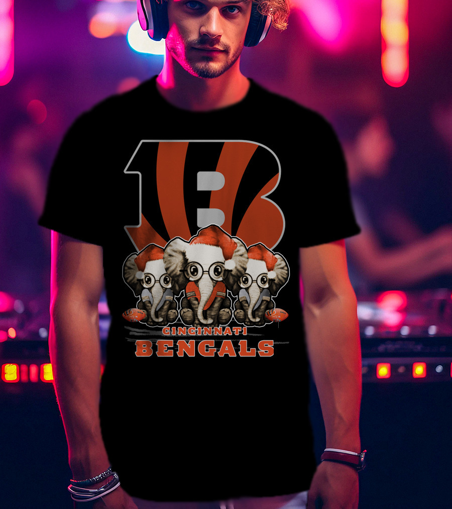 Cincinnati Bengals Christmas Elephants With Santa Hats T-Shirt