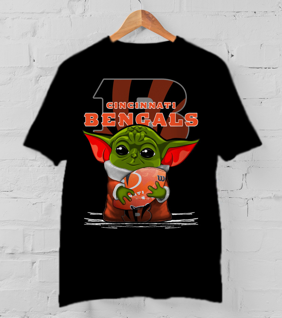 Cincinnati Bengals Yoda With Football T-Shirt