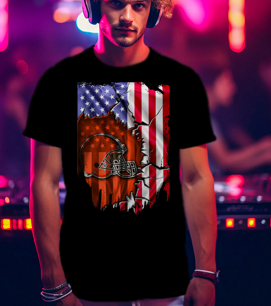 American Flag Cleveland Browns Helmet Stars And Stripes T-Shirt