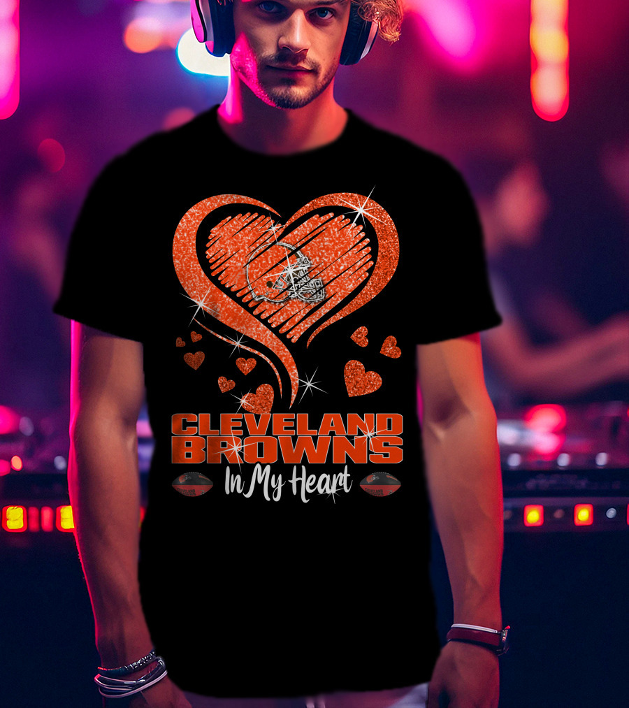 CLEVELAND BROWNS Glitter Heart Football In My Heart T-Shirt