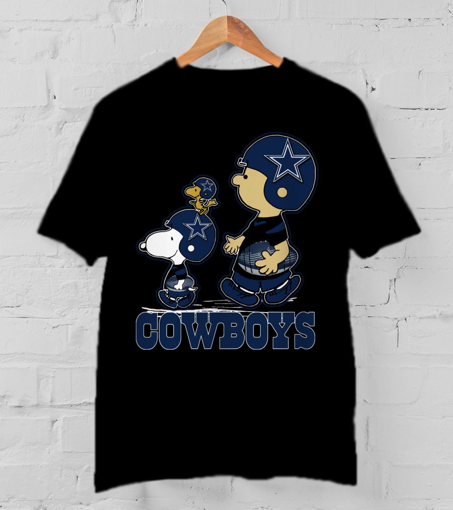 Snpfootball Dallas Cowboys Peanuts Characters Football Helmets T-Shirt