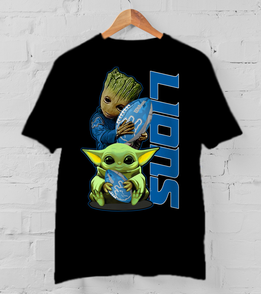 Grzd DETROIT LIONS Baby Groot And Baby Yoda With Football T-Shirt
