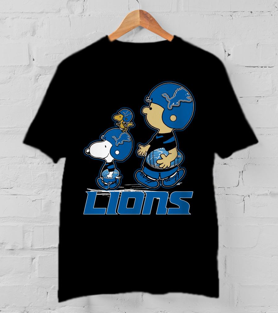 Snpfootball Detroit Lions Peanuts Characters With Lions Helmets T-Shirt