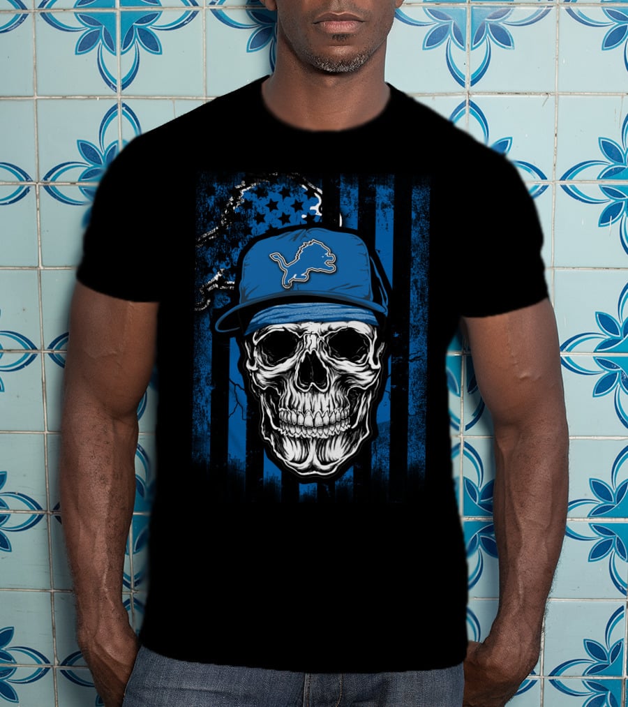 Skull Detroit Lions Blue Cap USA Flag Background T-Shirt