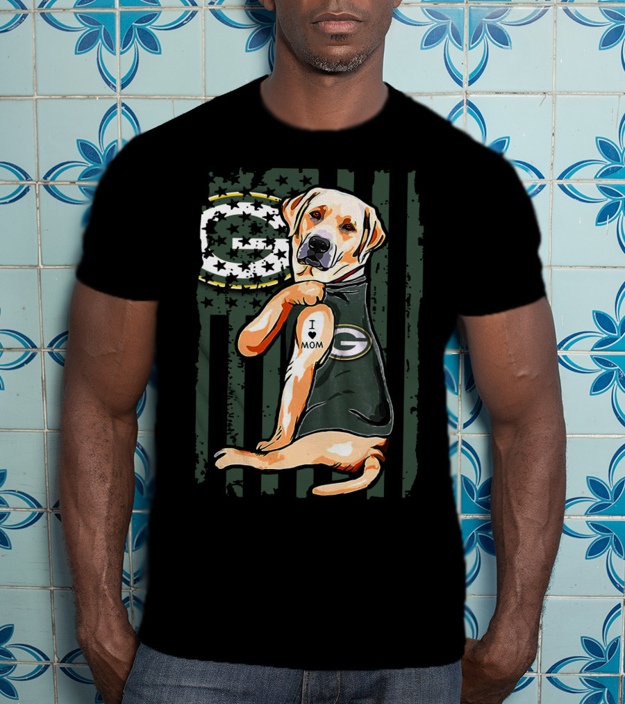 Labrador Retriever I Love Mom Green Bay Packers Fan T-Shirt