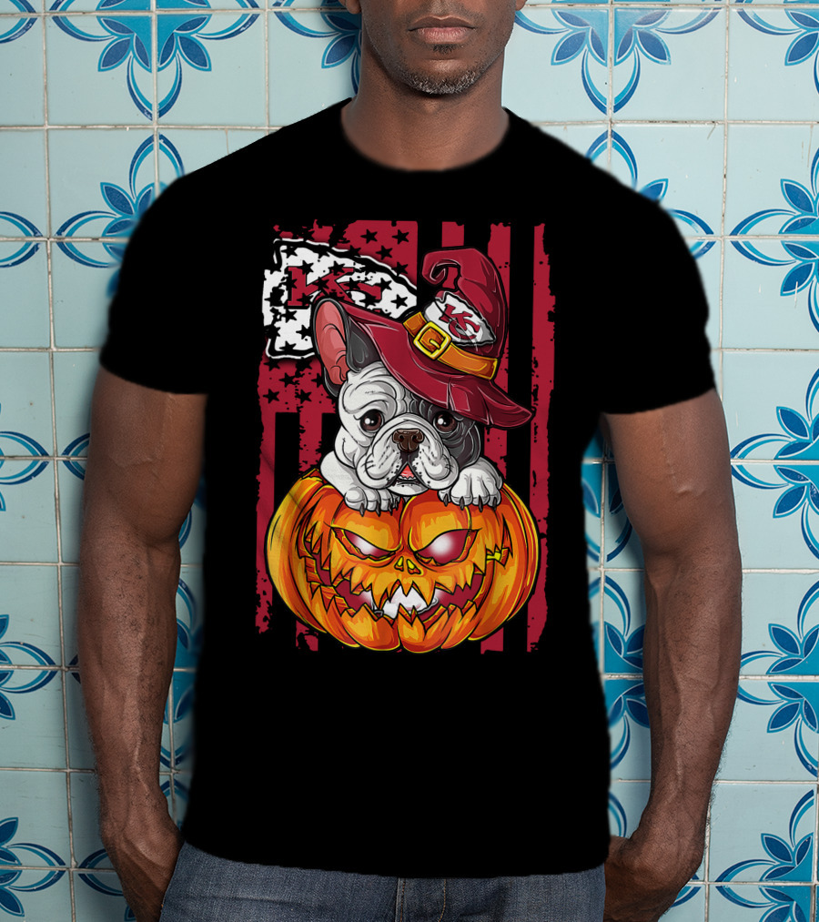 Hlw Bulldog Kansas City Chiefs Halloween Pumpkin Wizard Hat T-Shirt
