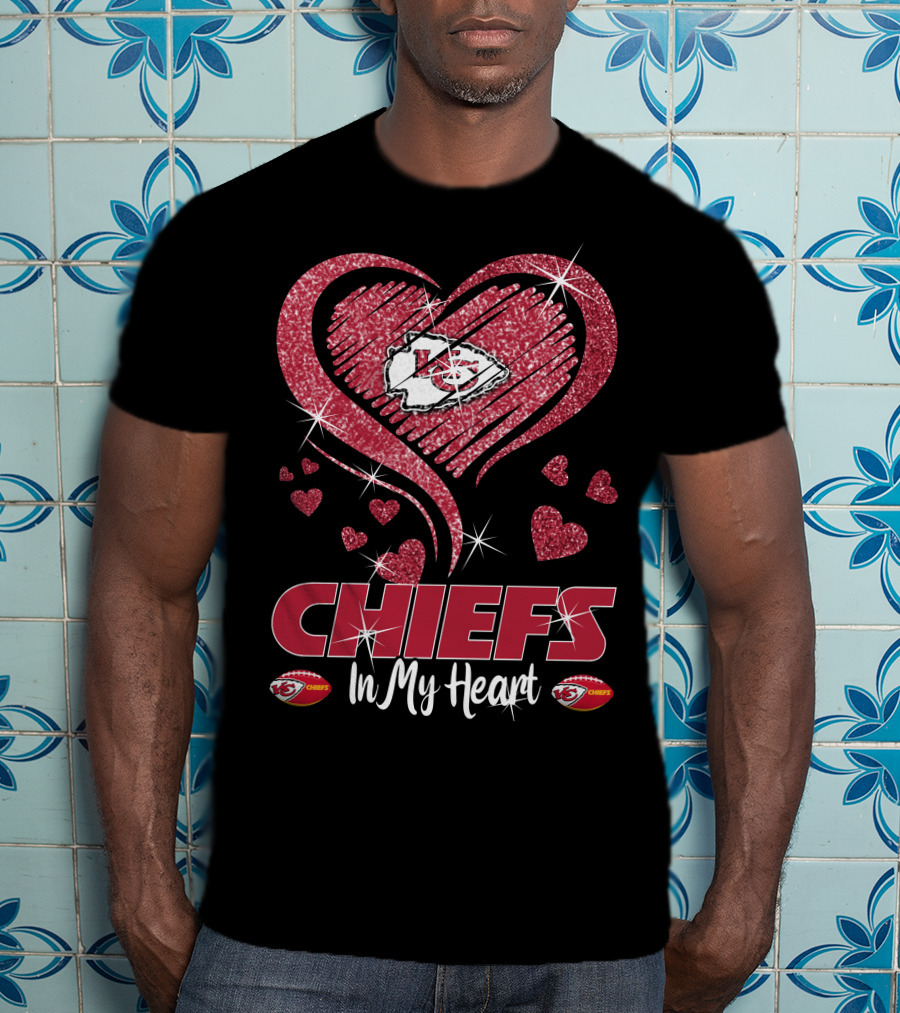Kansas City Chiefs Love Glitter Heart Sparkle T-Shirt
