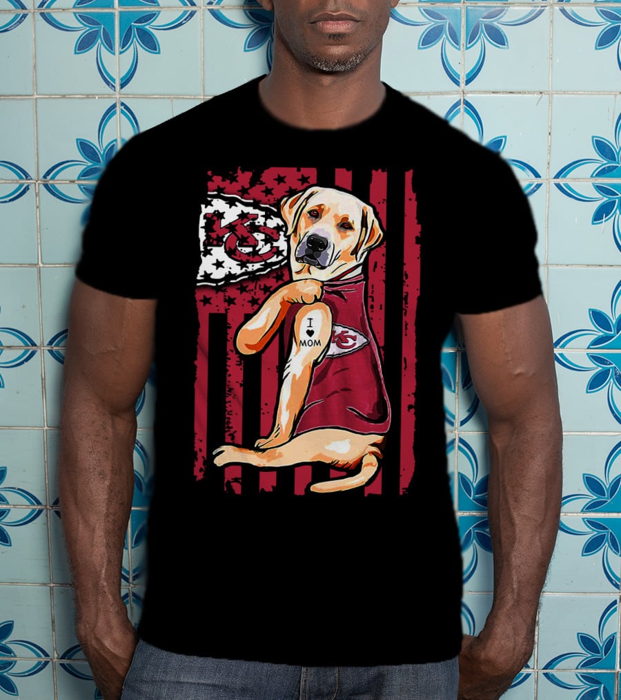 Labrador Retriever I Love Mom Kansas City Chiefs Fan T-Shirt