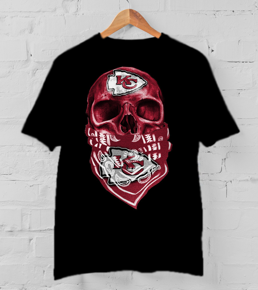 Kansas City Chiefs Skull Bandana T-Shirt