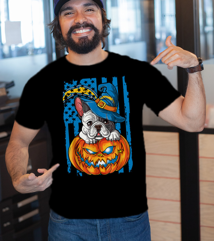 Hlw Bulldog Halloween Pumpkin Los Angeles Chargers Stars Hat T-Shirt