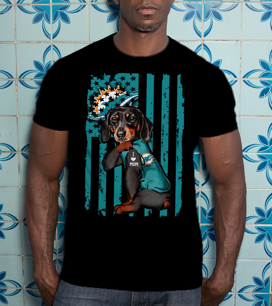 Dachshund I Love Mom Miami Dolphins Football Fan T-Shirt