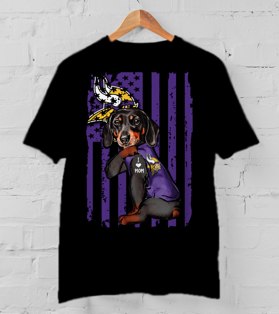 Dachshund I Love Mom Minnesota Vikings Purple Flag T-Shirt
