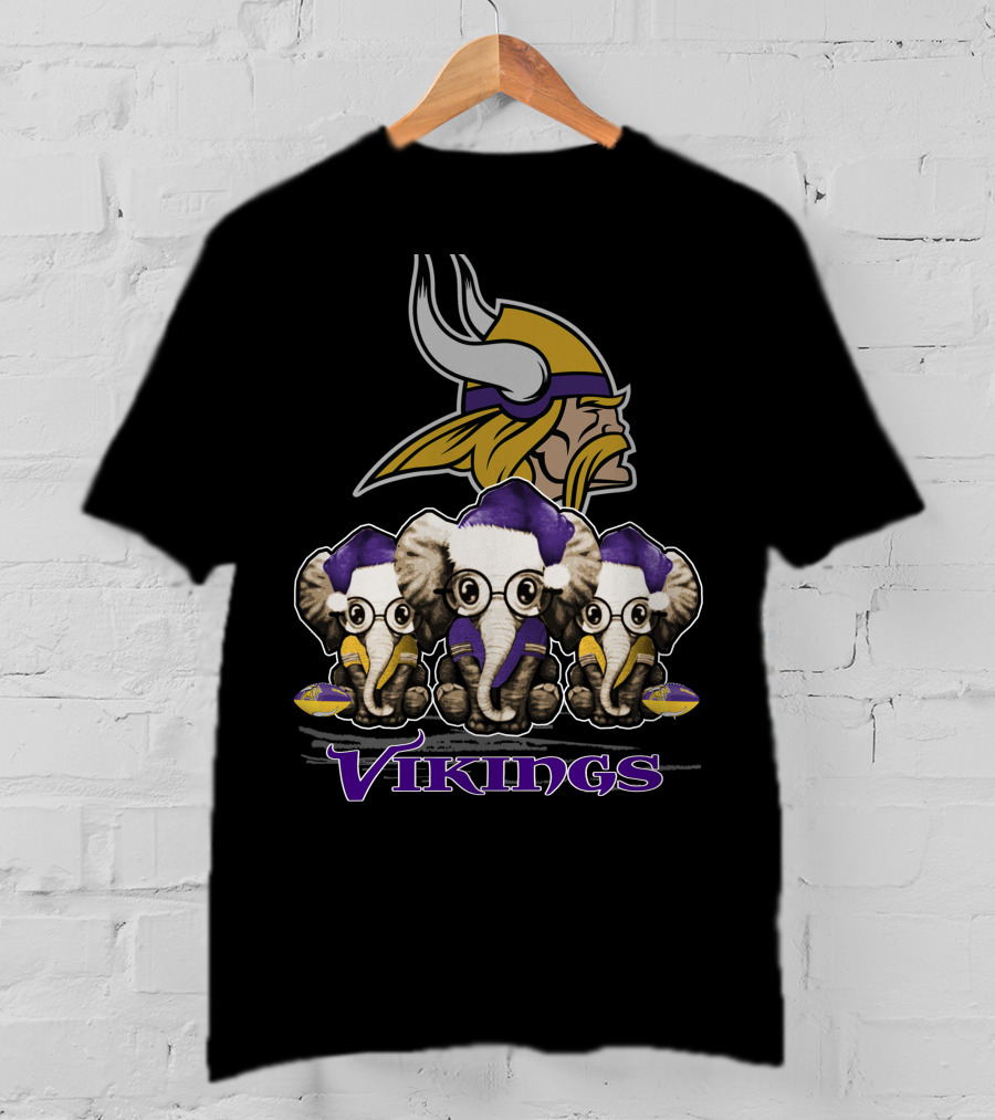 Elephan Xmas Minnesota Vikings Santa Hat Football T-Shirt