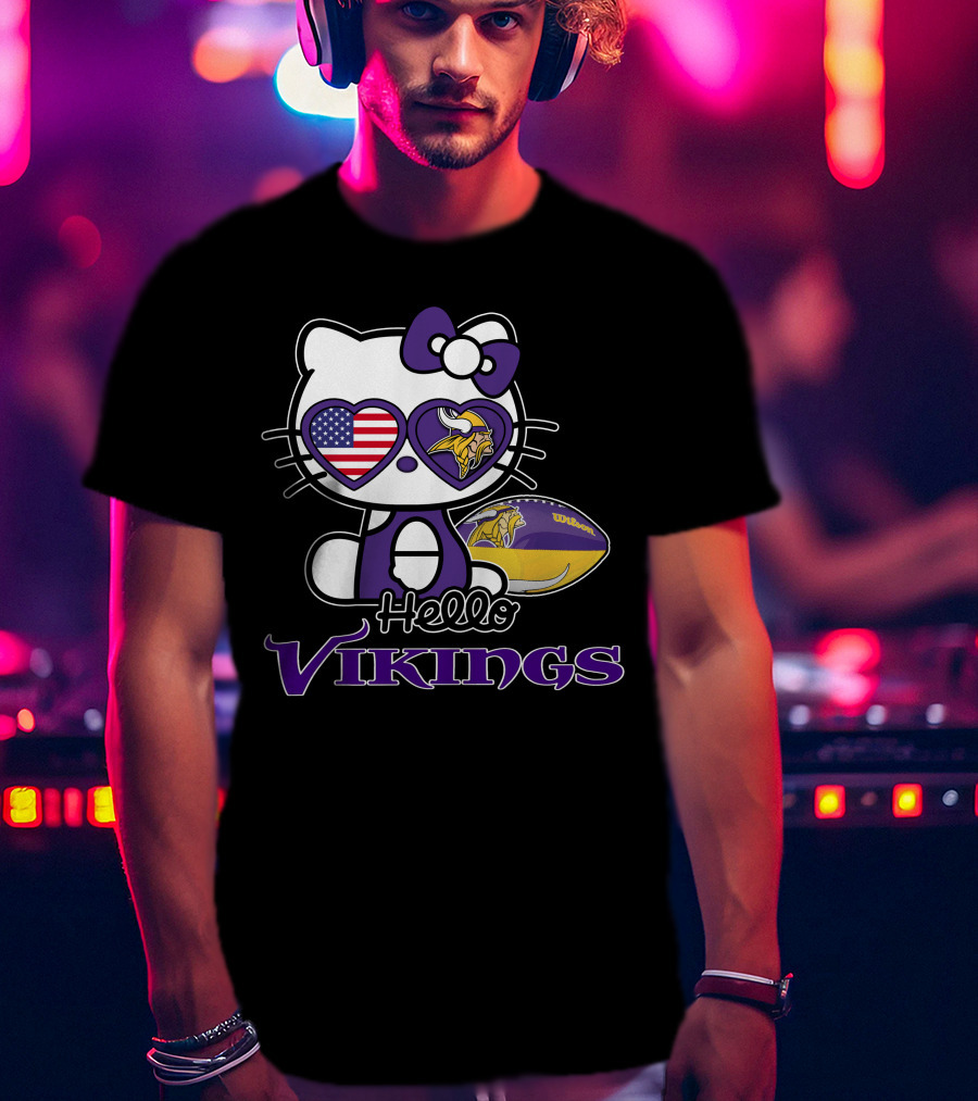 Hello Kitty Minnesota Vikings Football Fan T-Shirt