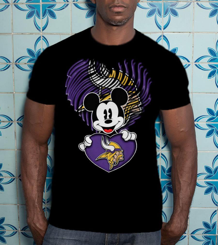 Minnesota Vikings Mickey Heart T-Shirt