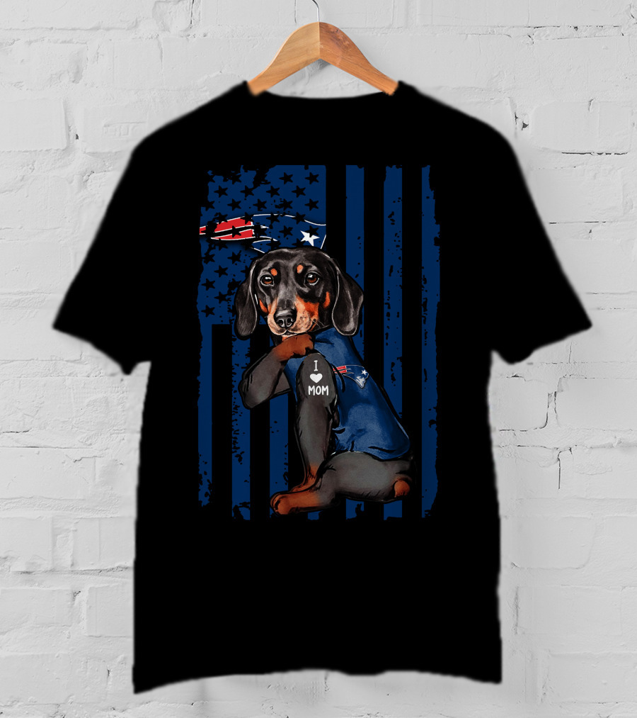 Dachshund New England Patriots I Love Mom T-Shirt