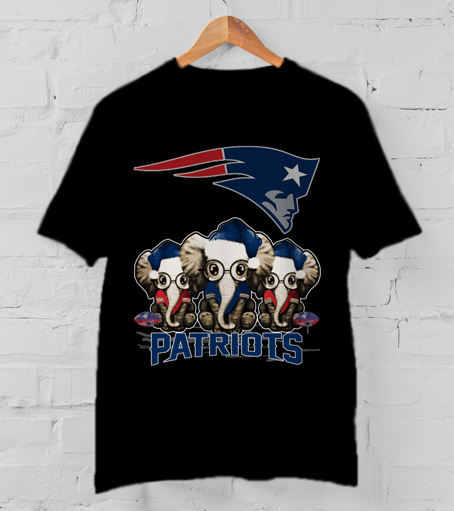Elephan Xmas New England Patriots Cute Patriots Elephants T-Shirt