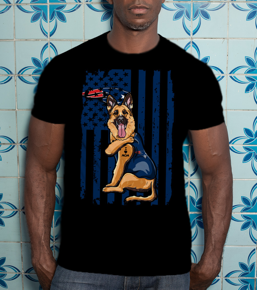 German Shepherd I Love Mom New England Patriots Fan USA Flag T-Shirt