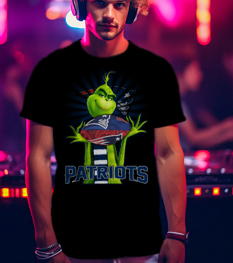 Grinch Patriots Football New England Christmas T-Shirt