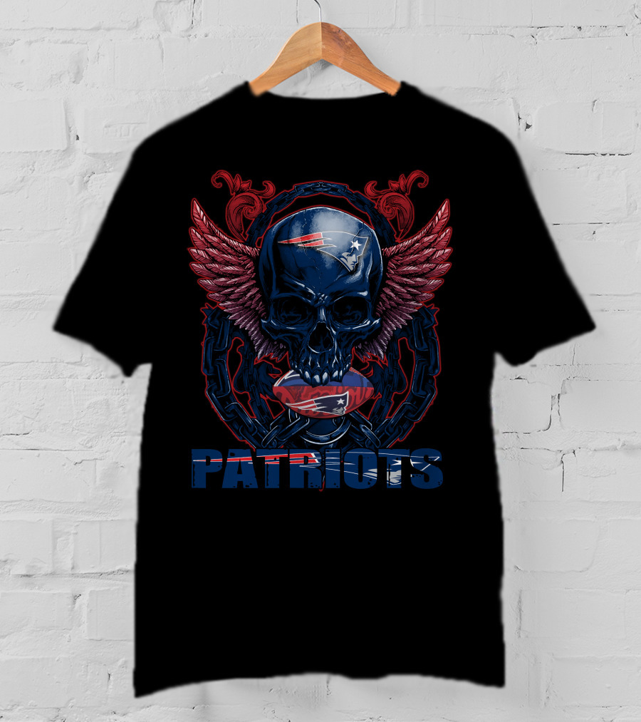 Skullfb New England Patriots Skull With Wings And Chains T-Shirt