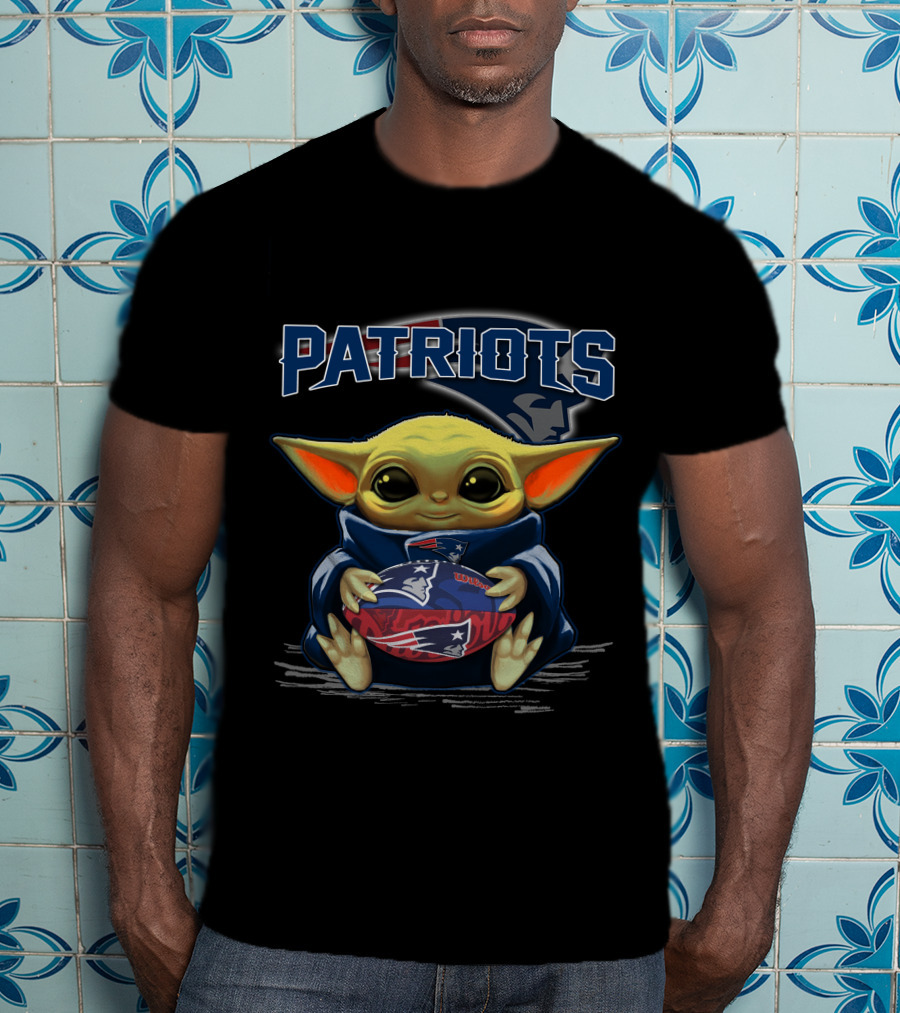 Patriots Baby Yoda With New England Football T-Shirt