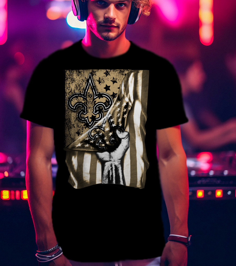 Flag New Orleans Saints Fleur-De-Lis Stars And Stripes Hand Pulling Black And Gold T-Shirt