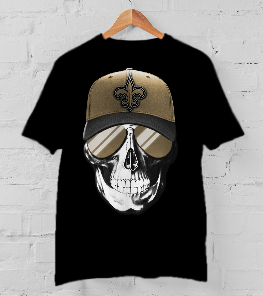Skull V7 New Orleans Saints Fleur-de-Lis Hat And Sunglasses T-Shirt