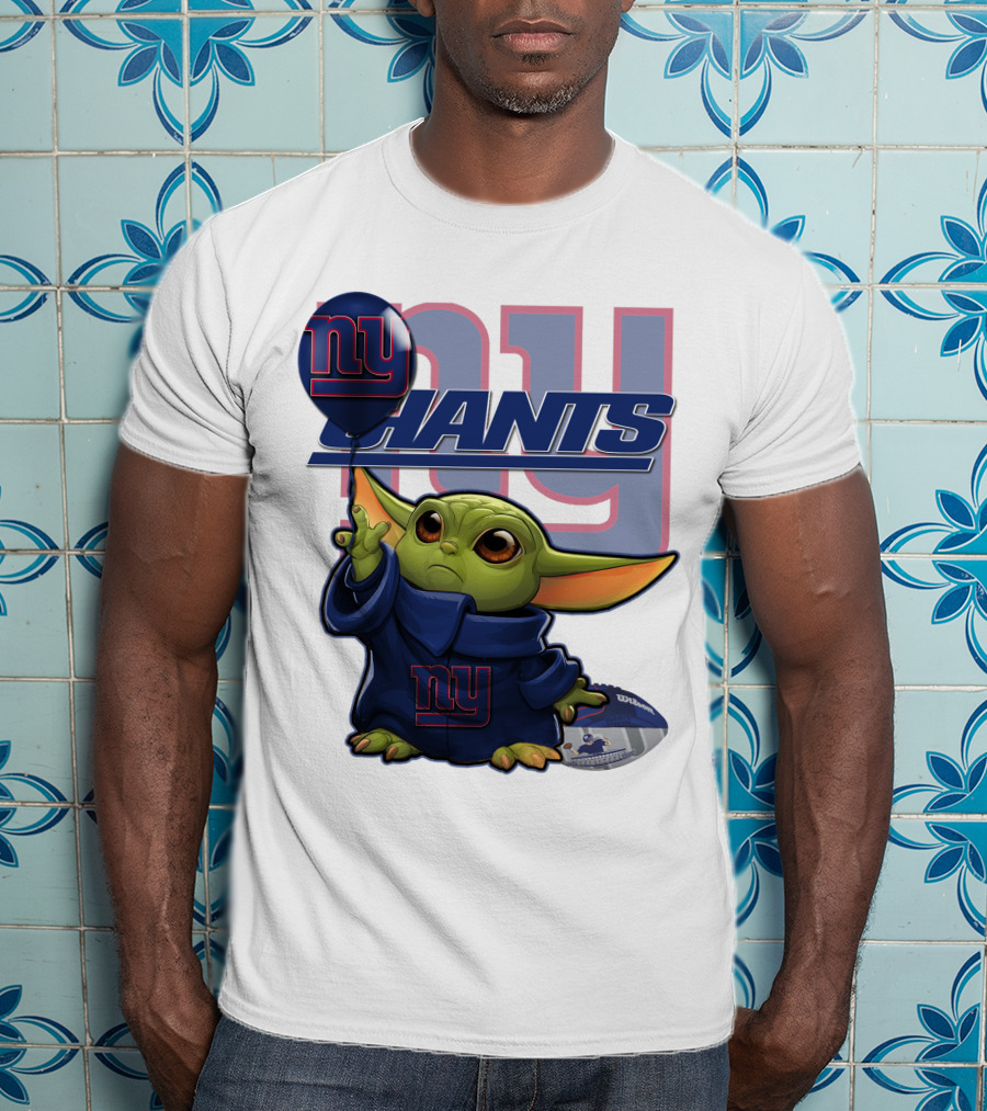 Yoda Giants Football Balloon Power Play T-Shirt
