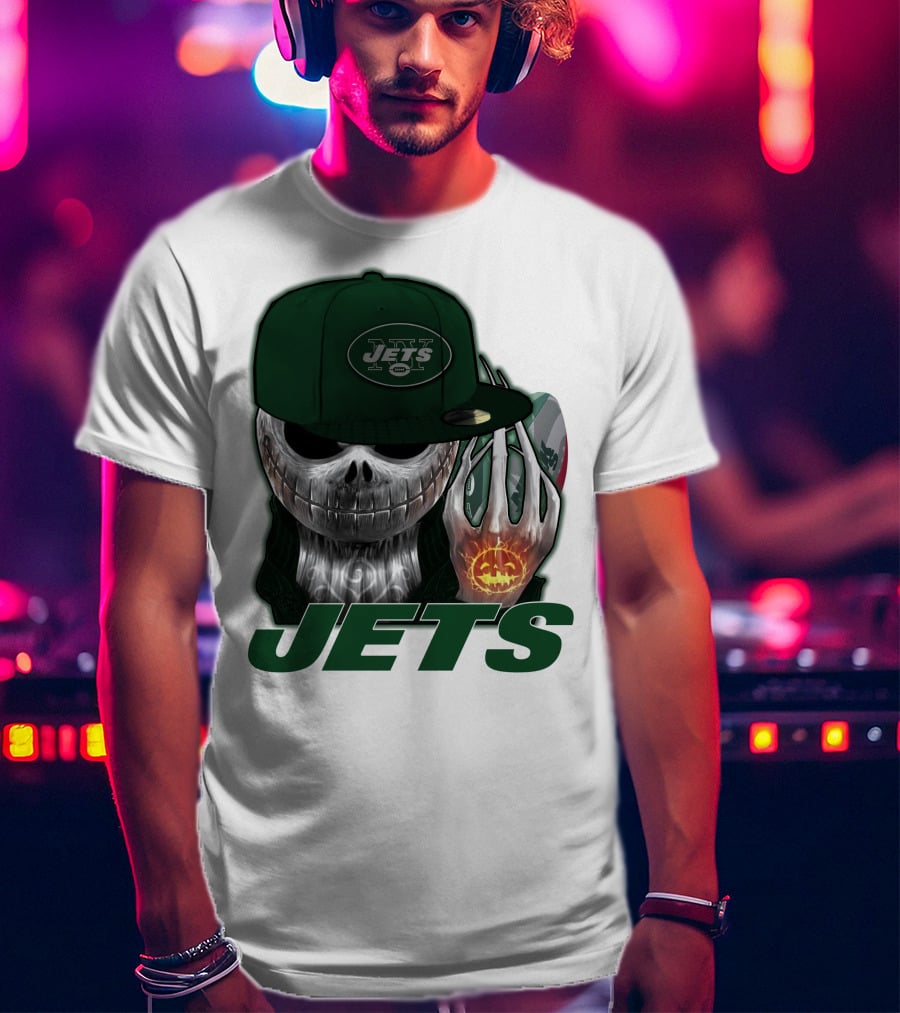 Jets Jackskull Halloween Football Fanatic T-Shirt