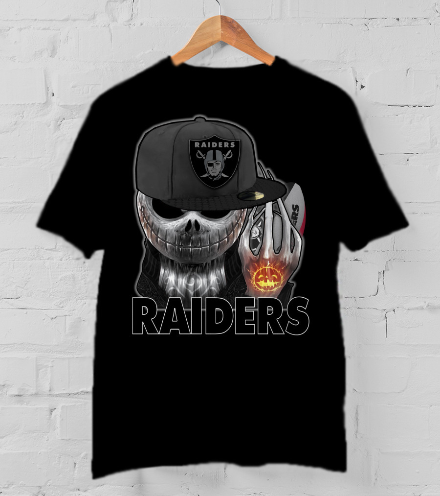 Jackskull Raiders Halloween Skull Holding Pumpkin T-Shirt