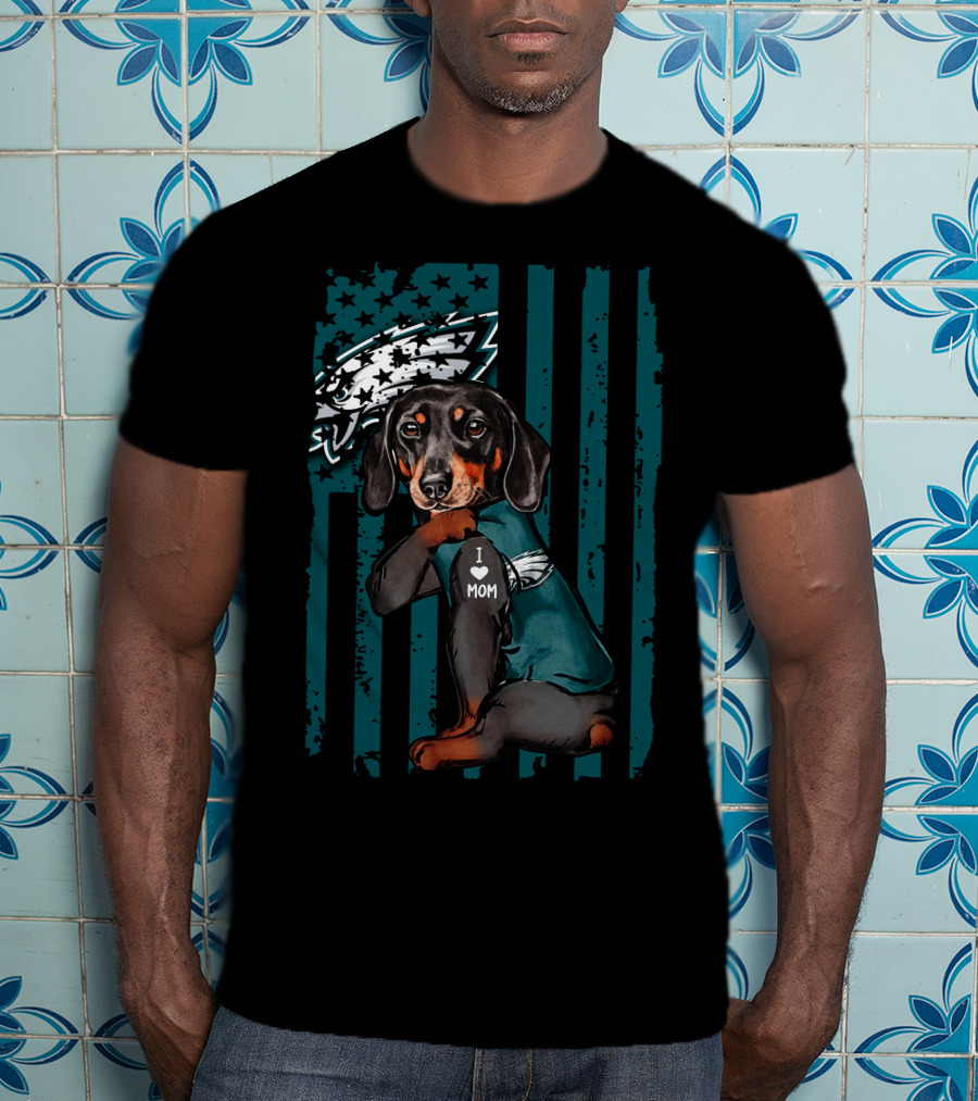 Dachshund I Love Mom Philadelphia Eagles Fan T-Shirt