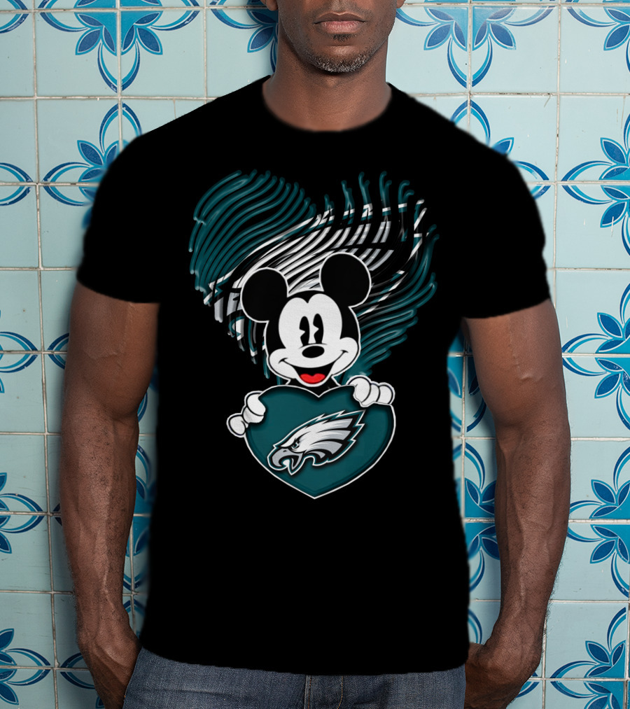 Philadelphia Eagles Heart Mickey Mouse T-Shirt