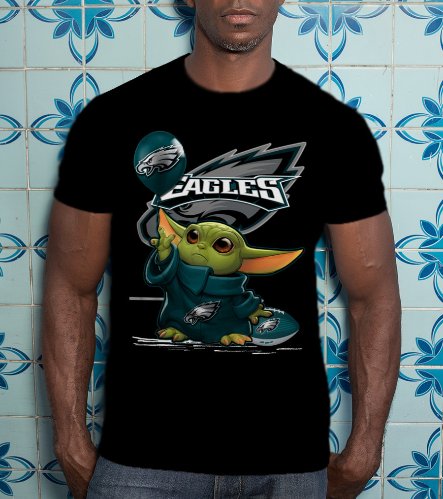 Philadelphia Eagles Yoda Football Balloon T-Shirt
