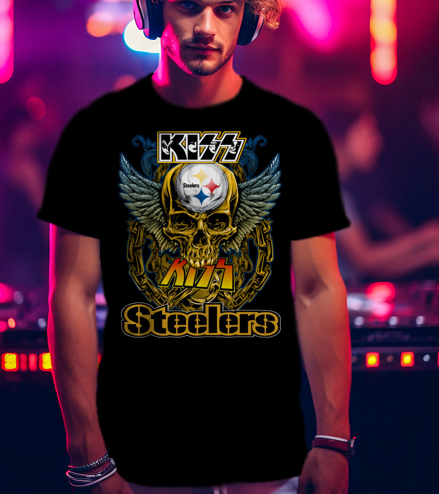 Kiss Steelers Skull Winged Helmet Chain Motif T-Shirt